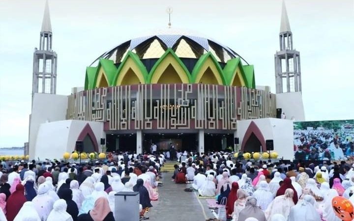 Pemkot Parepare Ajak Masyarakat Adakan Kegiatan Keagamaan di Masjid Terapung BJ Habibie
