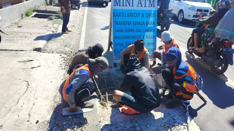 DPUPR Kota Parepare Lakukan Penambalan Jalan Berlubang