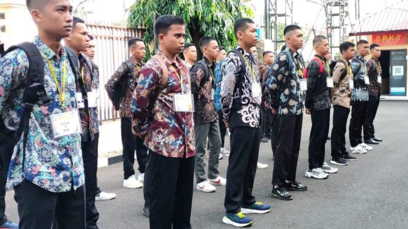 Rekrutmen Calon Anggota Polri, Pabanrim Polres Parepare Terima Ratusan Pendaftar