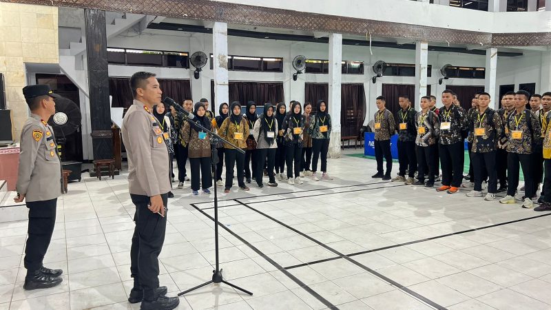 Beri Pengarahan Buat Casis, Kapolres Parepare: Kalian Harus Punya Integritas dan Loyalitas