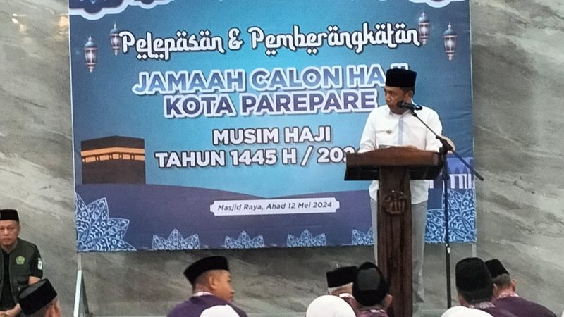 136 CJH Diberangkatkan, Pj Wali Kota Parepare: Jaga Kesehatan dan Kekompakan