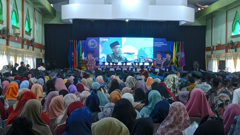 Hadiri Wisuda Mahasiswa UMPAR, Halwatiah: Sinergitas Pemerintah dan Perguruan Tinggi Sangat Penting