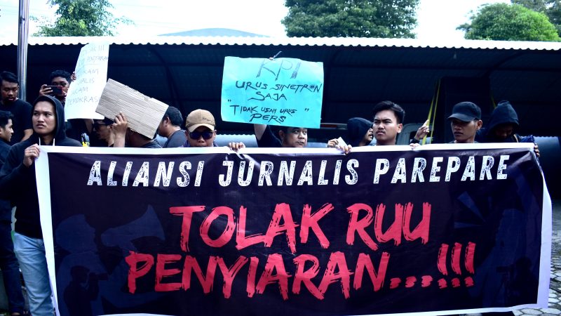 Aliansi Jurnalis Parepare Gelar Aksi Damai Tolak RUU Penyiaran