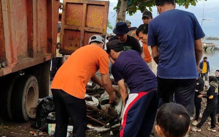 Pemkot Parepare Gelar Aksi Bersih-Bersih Peringati Hari Lingkungan Hidup Sedunia