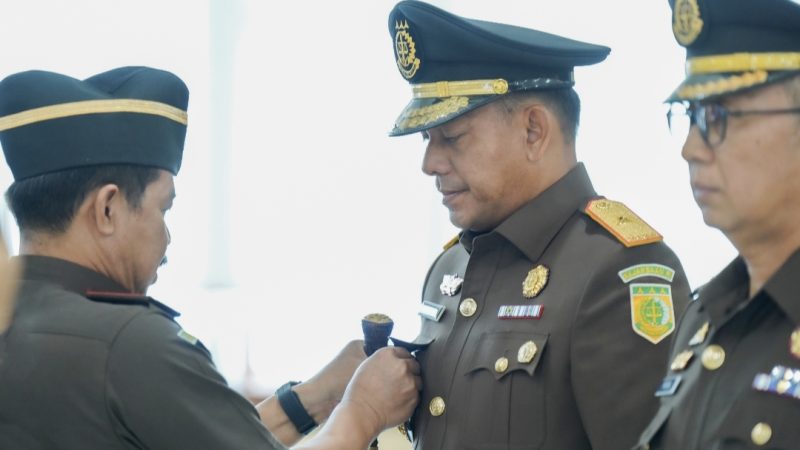 Agus Salim Lantik Wakajati Sulsel dan Pejabat Eselon III