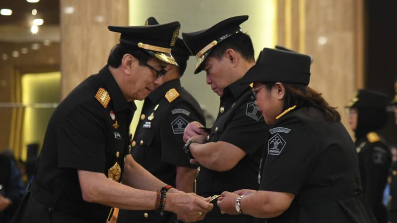 Lantik Pimpinan Tinggi Pratama, Yasonna H. Laoly: Jadilah Pemimpin Masa Kini yang Kolaboratif dan Responsif