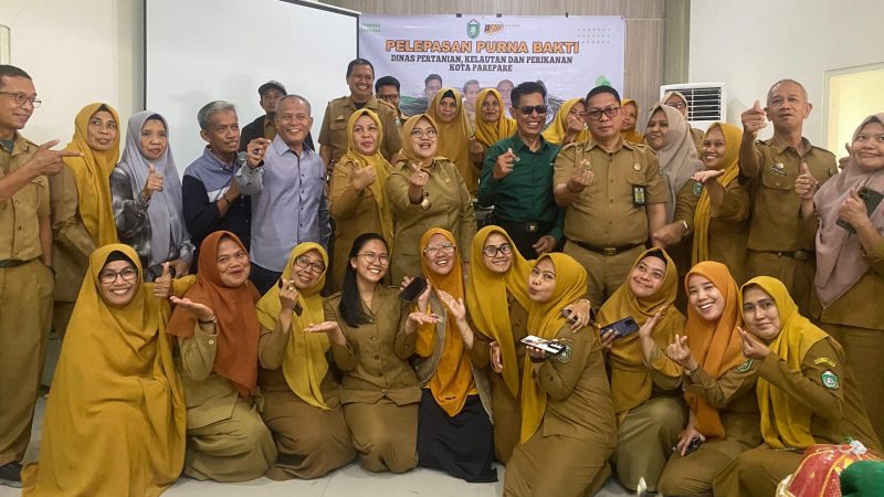 Harmonis dalam Kebersamaan, 4 Purna Bakti Dinas PKP Parepare Dilepas Haru