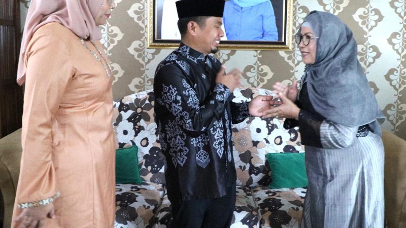 Silaturahmi ke Rumah Alm. Faisal Andi Sapada, Tasming Hamid: Beliau Sosok Teladan