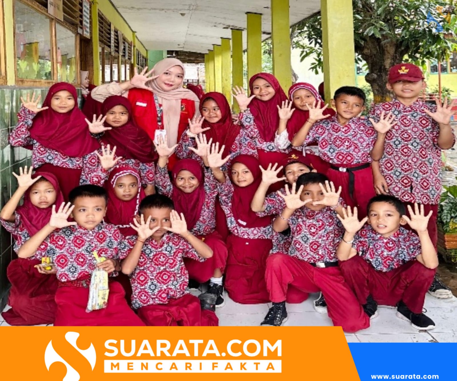 Gak Boring! Begini Cara Mahasiswa KKN-PK Unhas di Bantaeng Edukasi PHBS ke Siswa SD