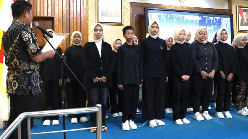 Wali Kota Tasming Hamid Kukuhkan Pengurus Forum Anak Parepare