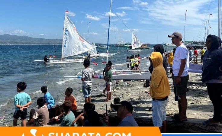 Meriah! Lomba Perahu Tradisional Lepa Lepa Race Warnai HUT TNI ke-80 di Pinrang