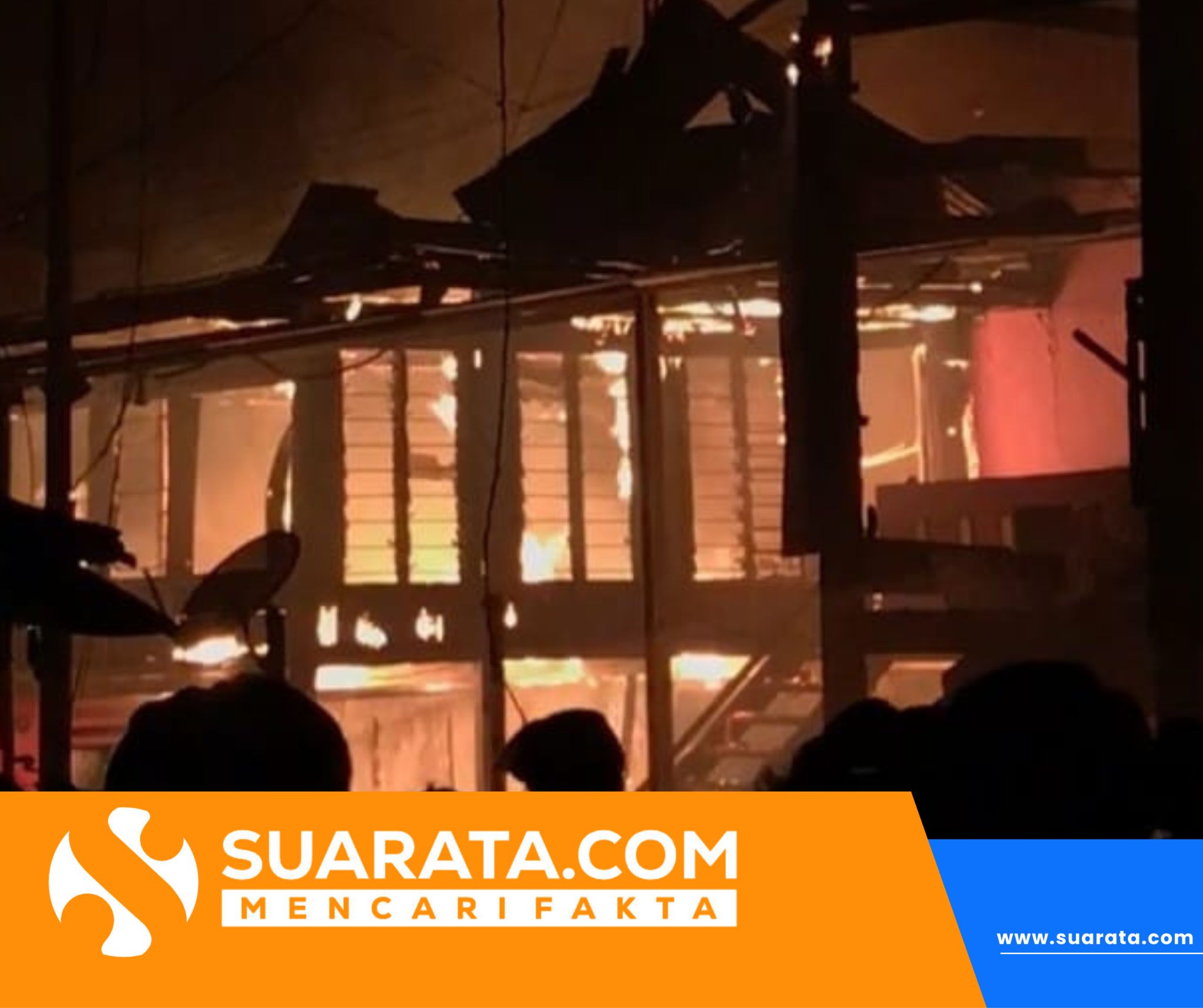 Kebakaran Hebat di Parepare: 5 Rumah Ludes, Kakek dan Cucu Tewas Terjebak Api