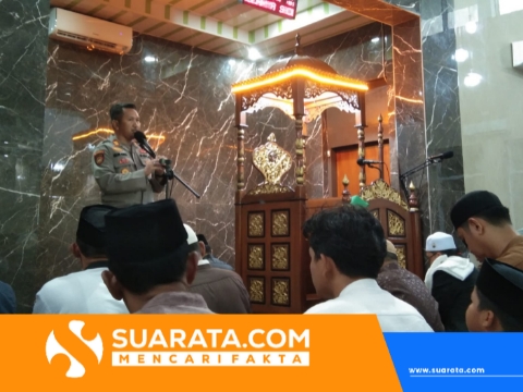 Safari Jumat di Masjid Asy-Syifa Fatiyah, Kapolsek Bacukiki : Hubungi Setiap Anggota Polsek yang Anda Kenali, Kami Akan Respon