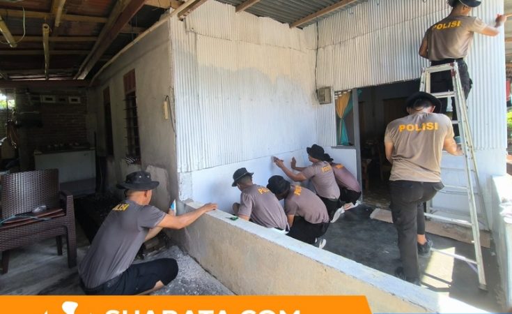 Menjelang HUT ke-80, Batalyon B Pelopor Satuan Brimob Polda Sulsel Gelar Baksos Pengecatan Rumah Warga