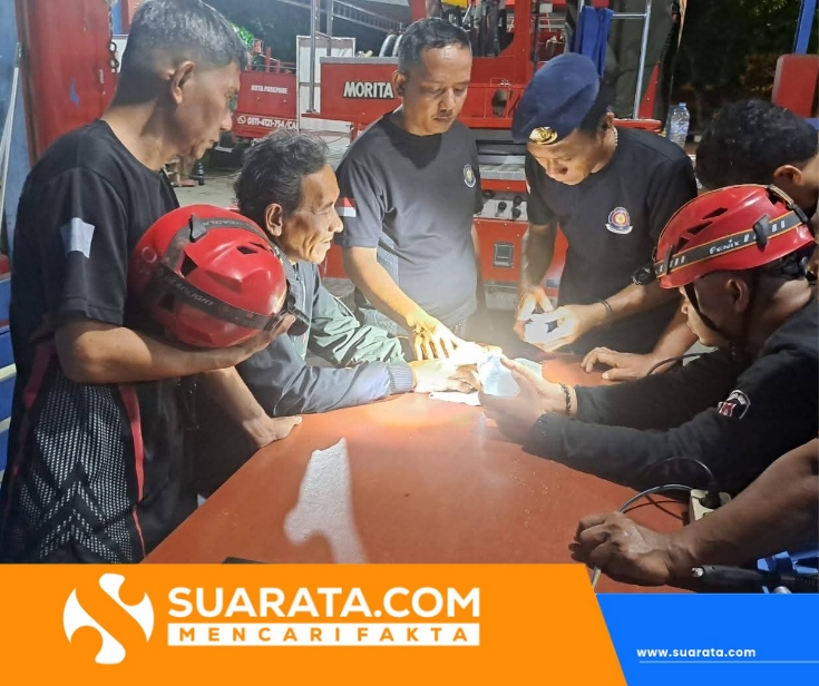 Damkar Parepare Berhasil Evakuasi Dua Cincin yang Membuat Tangan Warga Membengkak