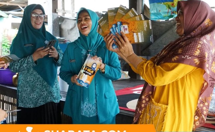 Perhatian Nyata, TP PKK Sidrap Serahkan Bantuan Sarana Usaha untuk UMKM Lokal