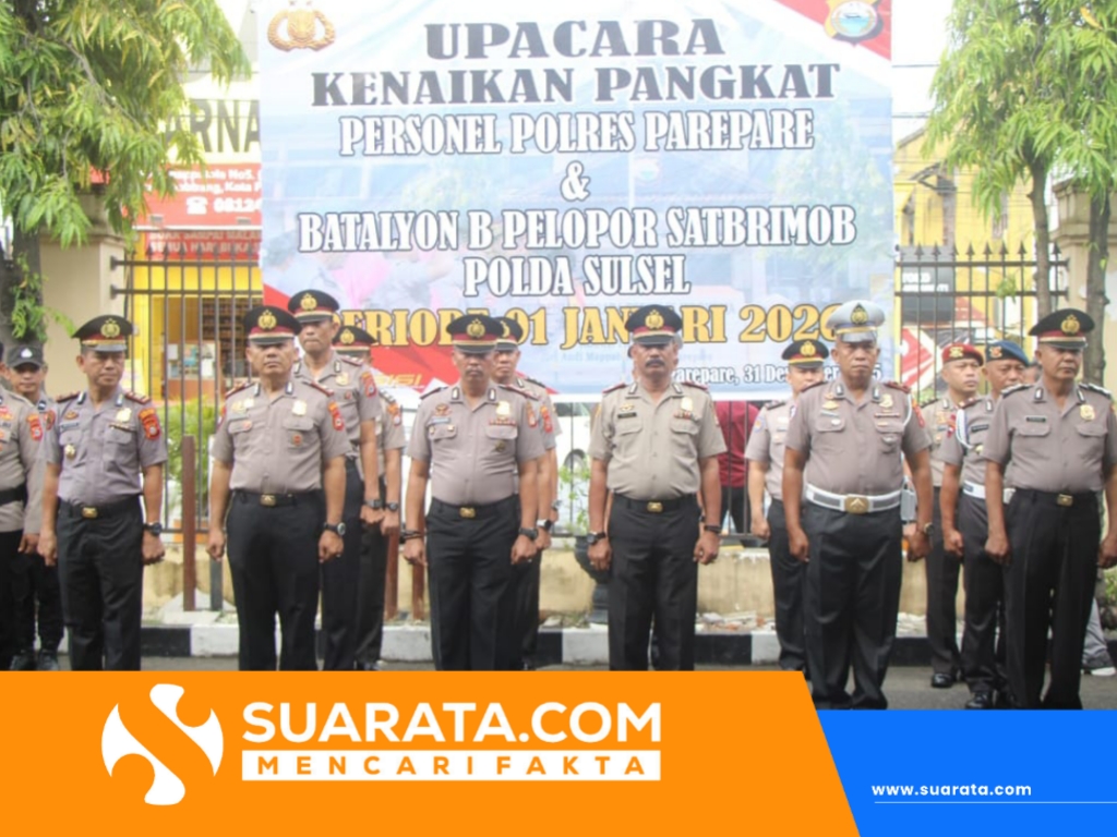 Kapolres Parepare Kukuhkan Kenaikan Pangkat 92 Personel Polres Parepare dan Brimob