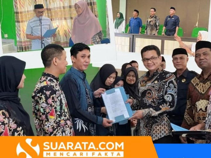 Kemenag Pinrang Serahkan SK Redistribusi kepada 13 Guru ASN Formasi CPNS 2019