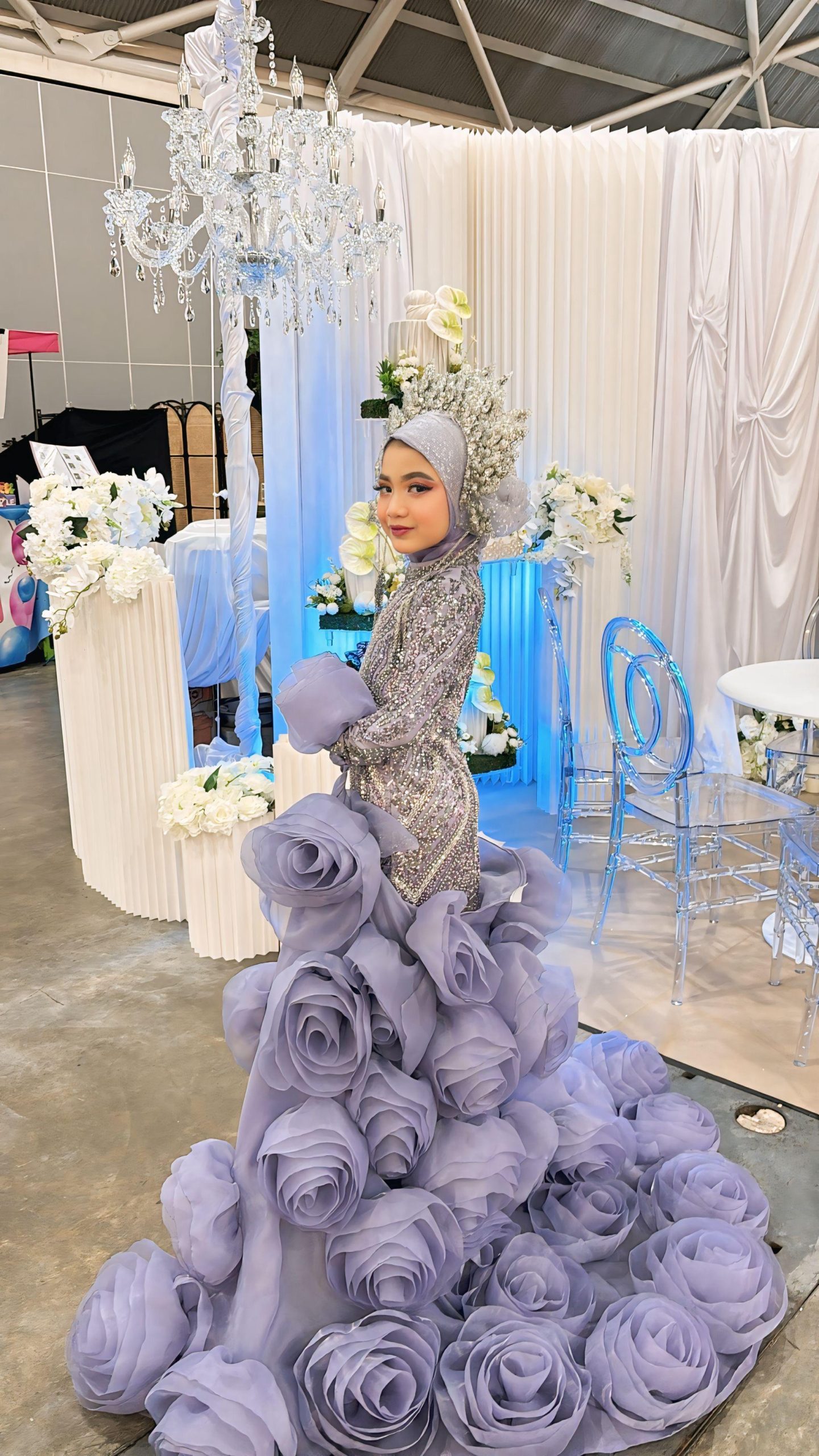 Alifah Asal Barru Raih Juara 1 Modelling di Singapore, Orang Tua Hingga Alief Mueller Management dan Hj. Ade ATJ Production Turut Bangga