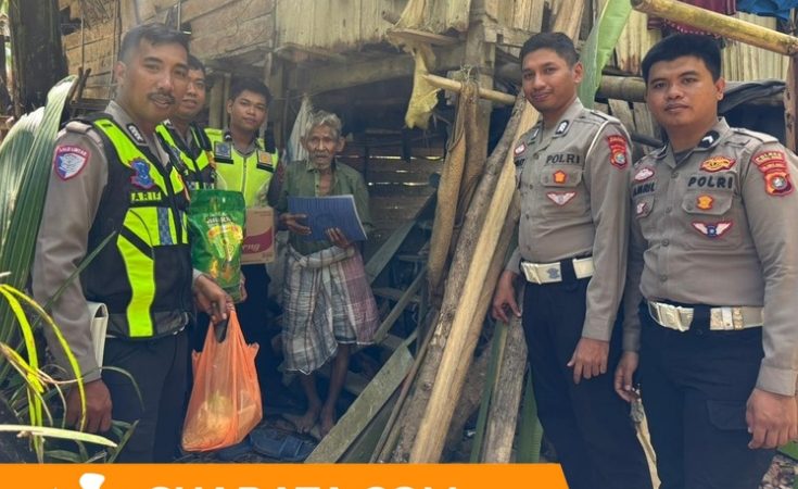 Polantas Peduli, Ditlantas Polda Sulbar dan Sat Lantas Polres Polewali Mandar Bantu Korban Kebakaran di Matakali