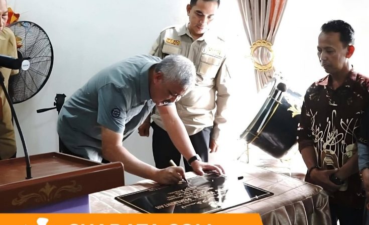 Resmikan Kantor Desa Ujung Lero, Bupati Pinrang Minta Pelayanan Makin Berkualitas