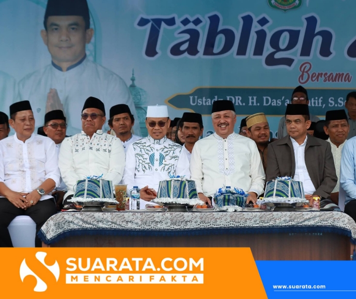 HUT ke-66 Pinrang Dirayakan dengan Tabligh Akbar, Ribuan Warga Padati Kantor Bupati