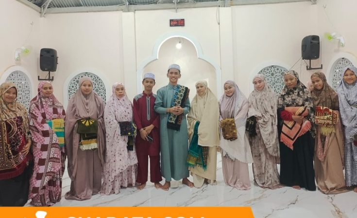 Safari Ramadan Malam Ke-5: Ketua OSIM MA Biharul Ulum Ma’arif Pinrang, Gaungkan Cinta Rasul Lewat Shalawat