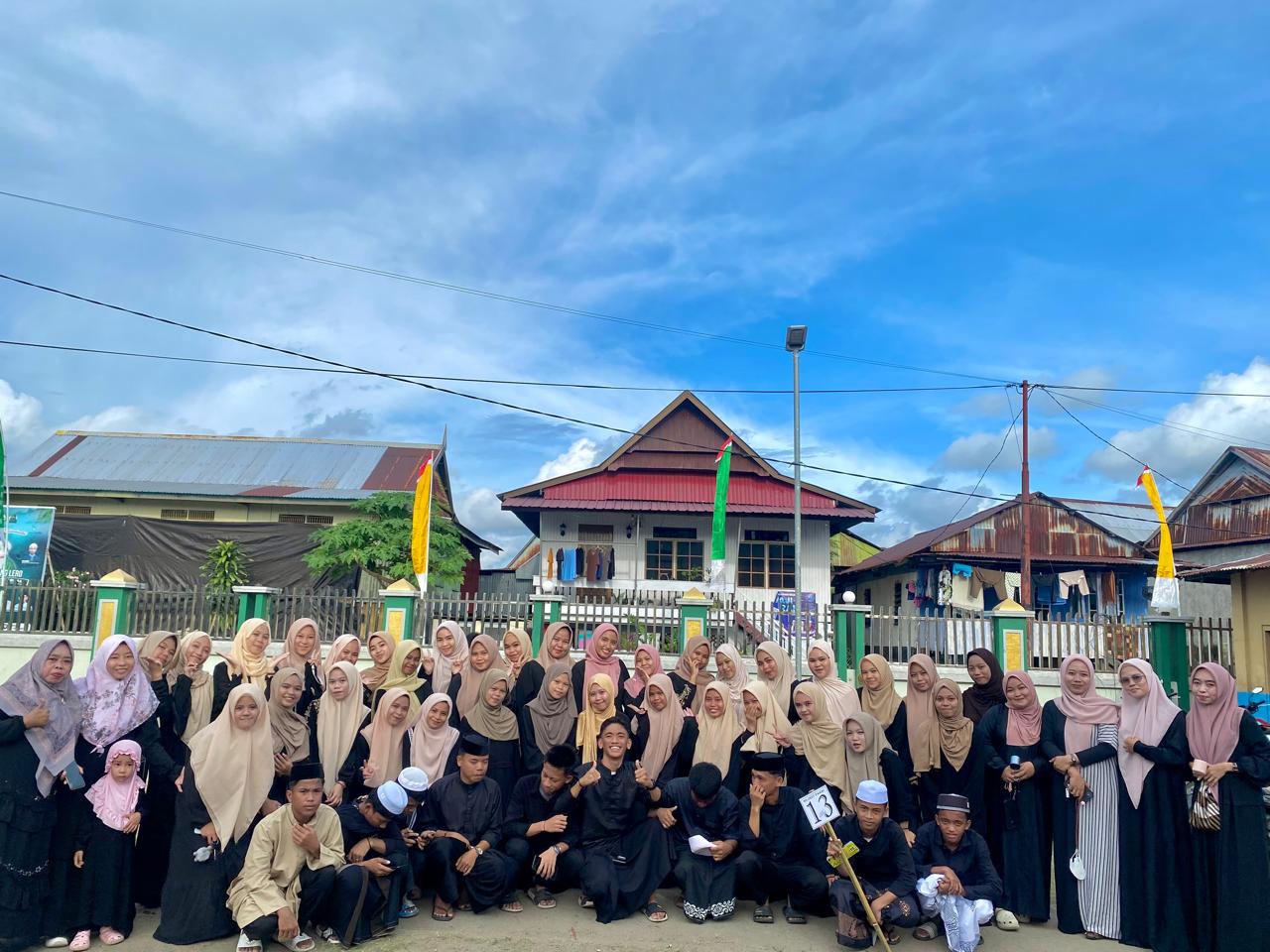 MA Biharul Ulum Ma’arif Suppa Semarakkan Pawai Ramadan 1447 H di Lero