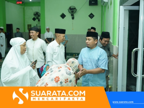 Wali Kota Tasming Hamid Lanjutkan Safari Ramadan Pemkot Parepare di Masjid Ni’matul Asri