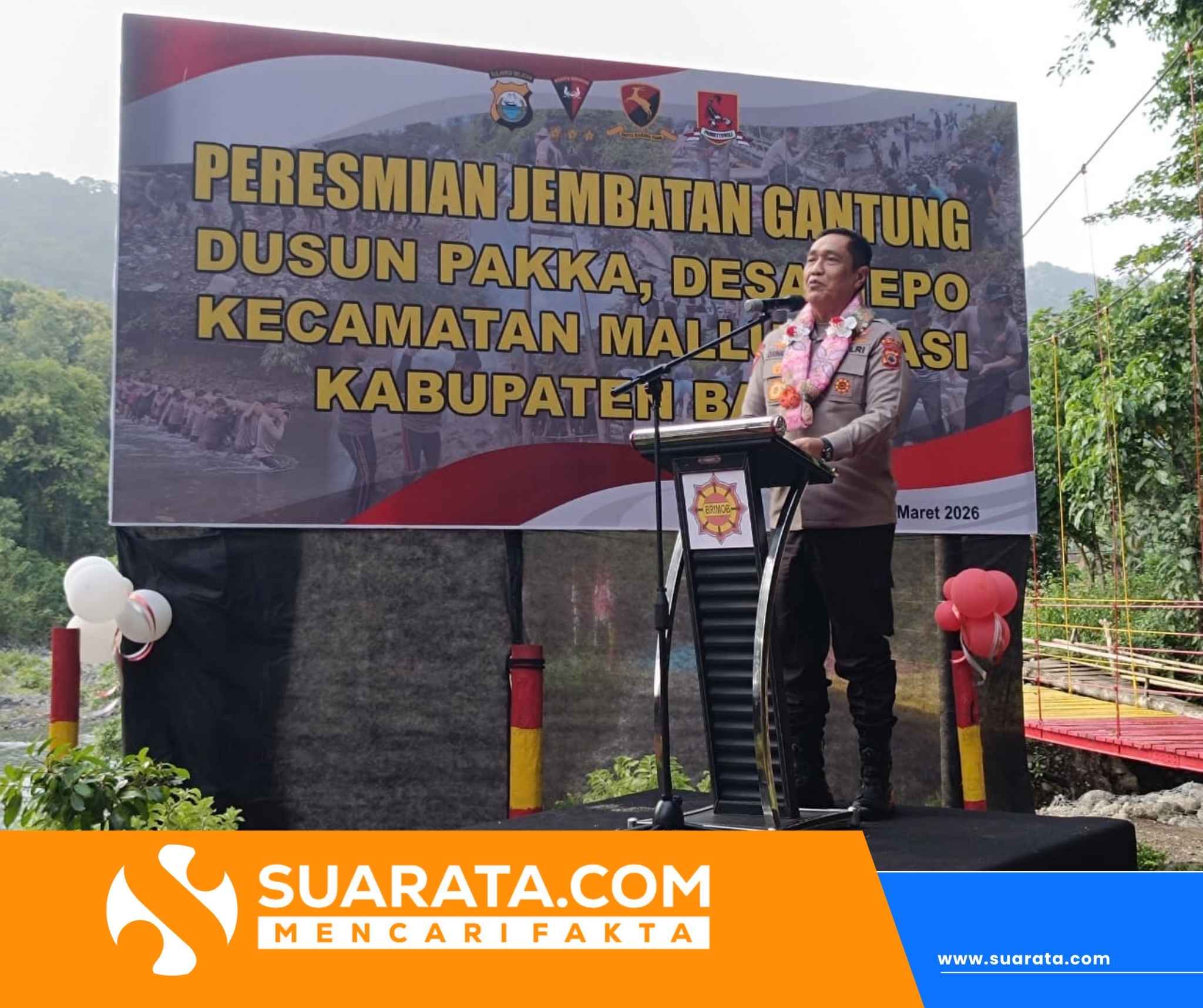 Kapolda Sulsel Resmikan Jembatan Gantung “Geniung Pratidina” di Dusun Pakka, Akses Warga Kian Lancar
