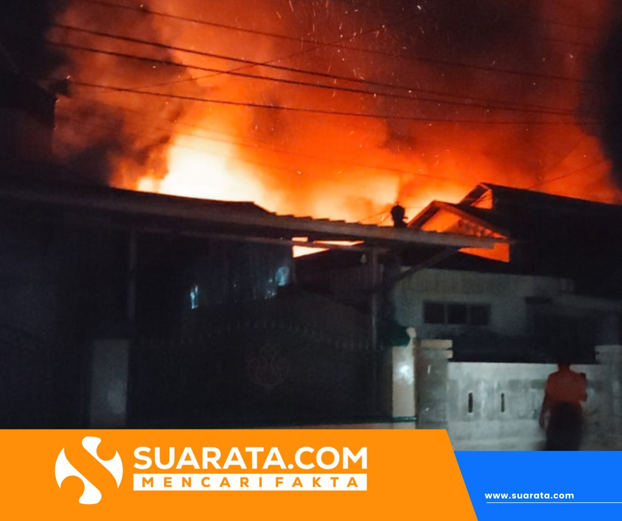 Diduga Korsleting Listrik, Dua Rumah Terbakar di Jalan Mangundang Polewali