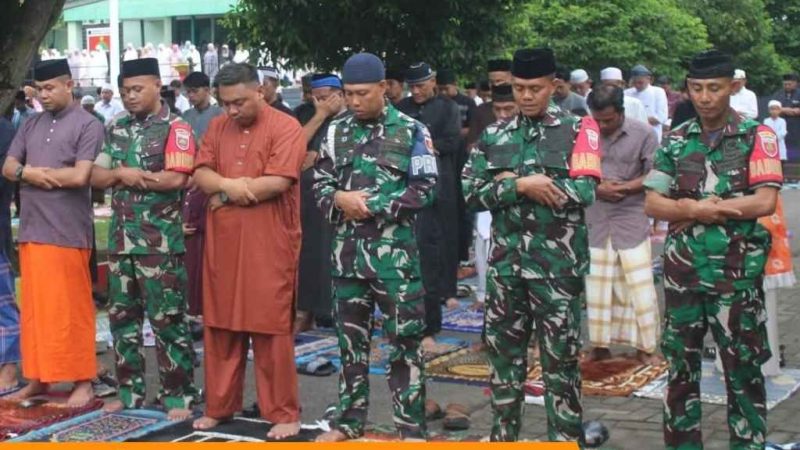 Khidmat dan Penuh Kebersamaan, Kodim 1405/Parepare Bersama Warga Gelar Sholat Idul Fitri 1447 H