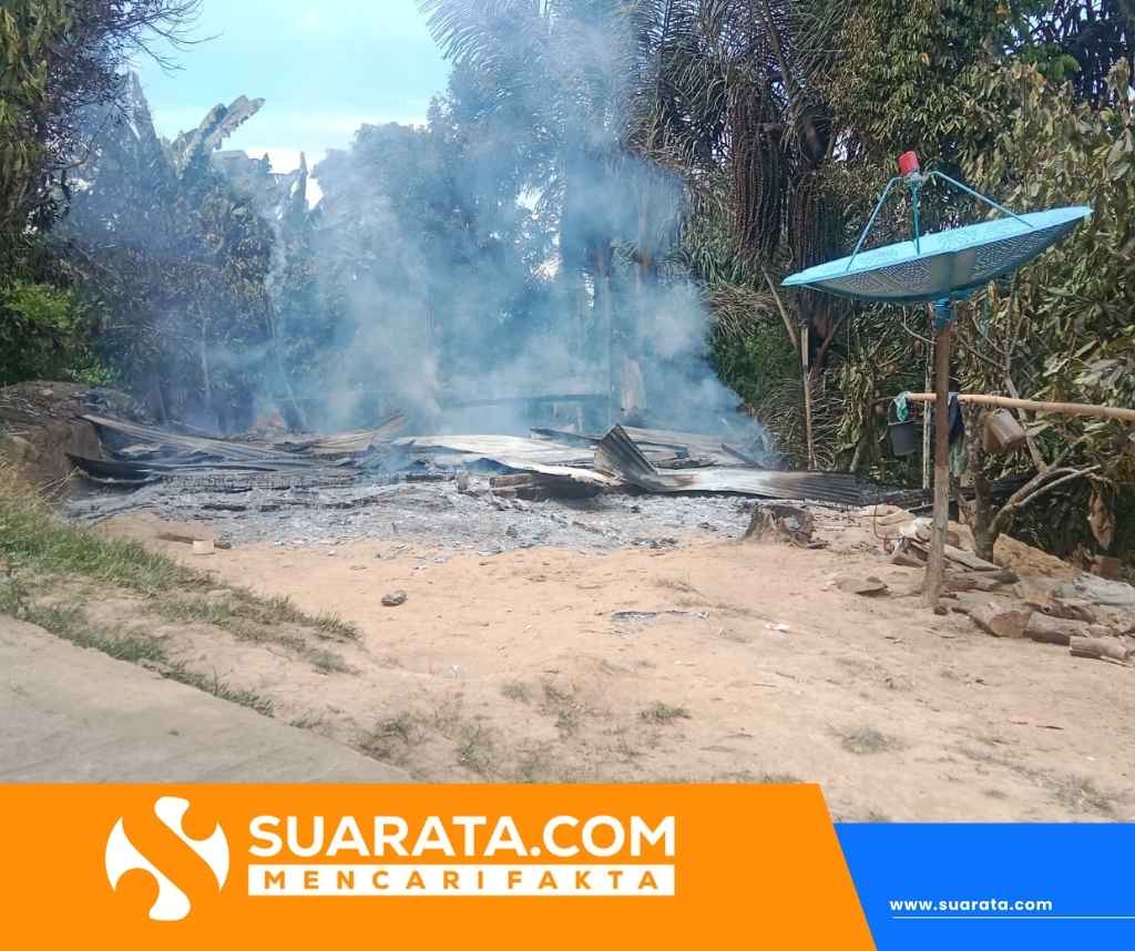 Rumah Warga di Tutar Polman Ludes Terbakar Saat Ditinggal Silaturahmi, Diduga Korsleting