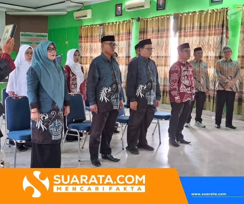 Pelantikan Serentak, 9 Guru Kemenag Pinrang Resmi Disumpah