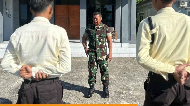 Perkuat Obvitnas, TNI AL Pinrang Gembleng Mental dan Fisik Security PLN Batam