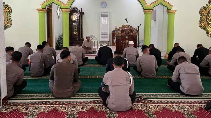 Batalyon B Pelopor Brimob Sulsel Gelar Binrohtal, Perkuat Mental Spiritual Personel