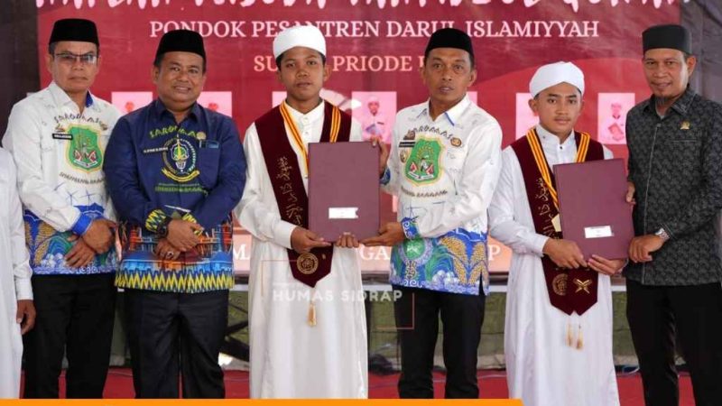 Bupati Sidrap Apresiasi Santri Berprestasi, Targetkan Kabupaten Jadi Pusat Tahfidz Nasional
