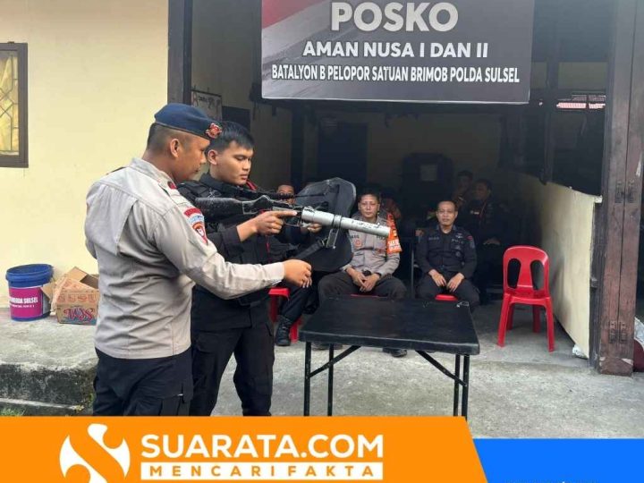 Latihan Intensif, Personel Posko Aman Nusa I dan II Kuasai Penggunaan Senjata Laras Licin dan Tameng Balistik