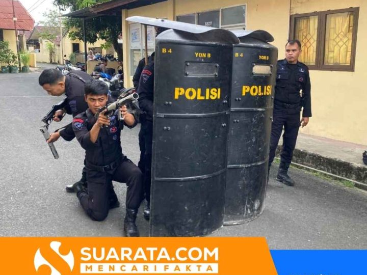 Posko Siaga Aman Nusa I dan II Batalyon B Pelopor Terima Materi PHH