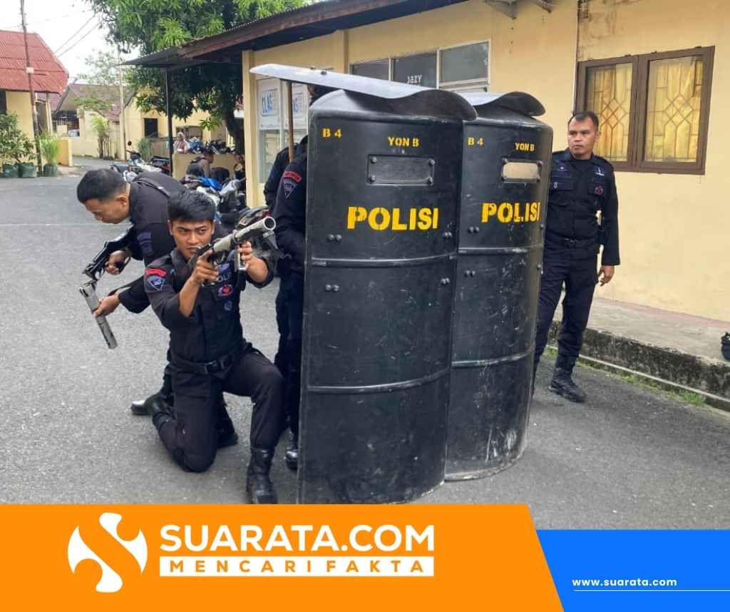 Posko Siaga Aman Nusa I dan II Batalyon B Pelopor Terima Materi PHH