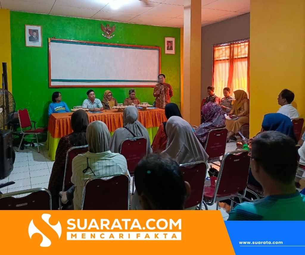 Bhabinkamtibmas Polsek KPN Dampingi Penetapan Ketua LPMK Terpilih Kelurahan Ujung Sabbang