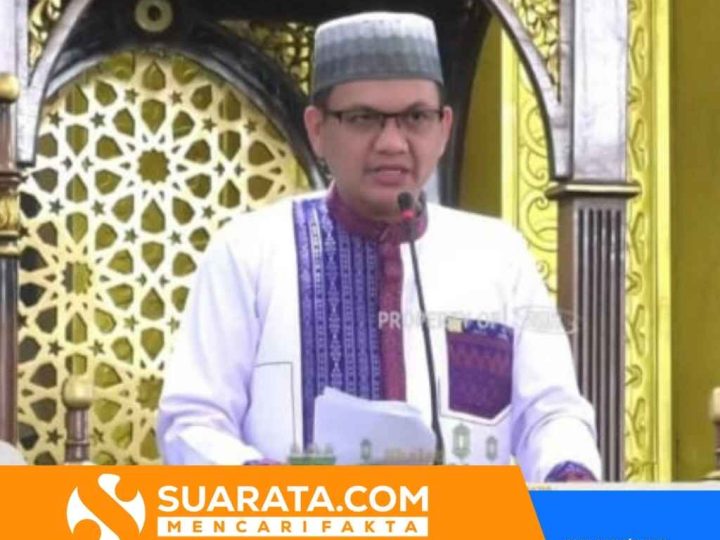 Kakan Kemenag Pinrang Tekankan Spirit Kesalehan Sosial dalam Khutbah Idul Adha