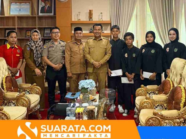 Harumkan Nama Daerah, Bupati Andi Rahim Beri Apresiasi Pelajar Peraih Emas Kejuaraan Pencak Silat Nasional