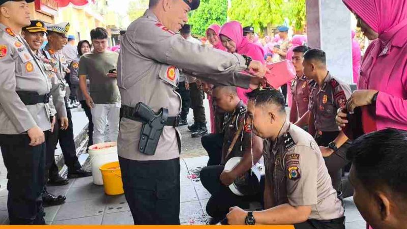 Naik Pangkat Jadi Penyemangat Pengabdian, Danyon B Pelopor Hadiri Upacara di Polres Parepare