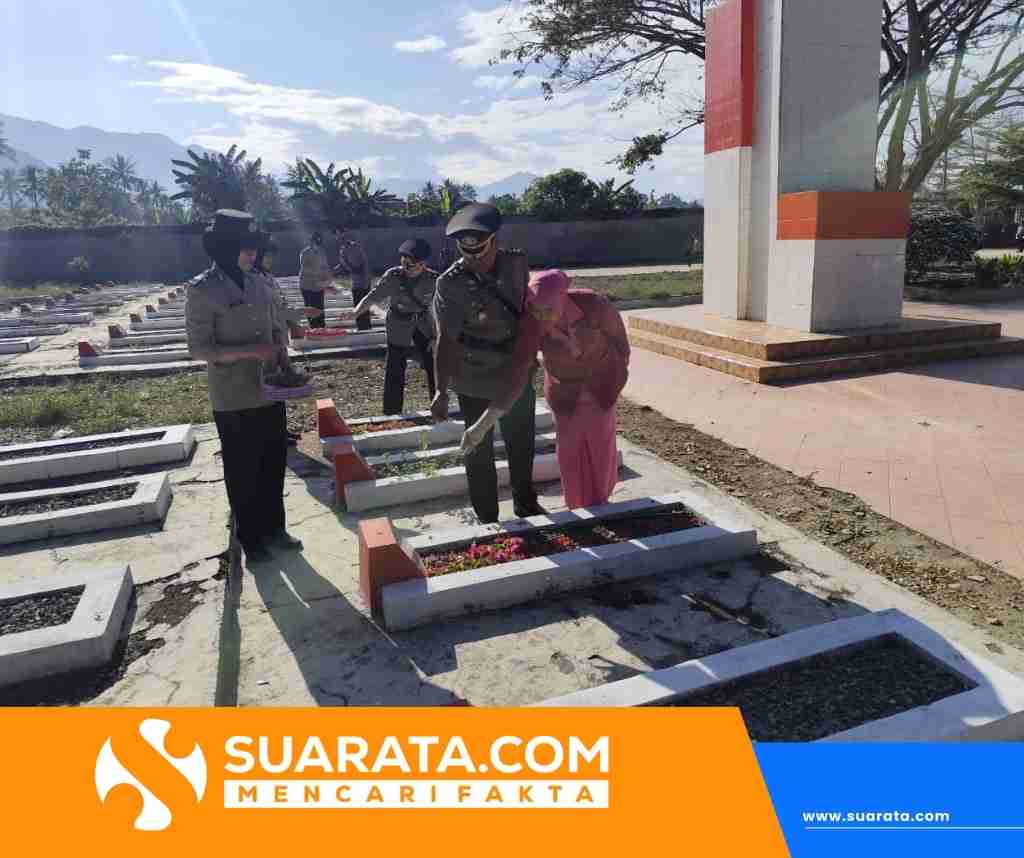 Kapolres Polman Pimpin Ziarah di TMP Rea Timur Sambut Hari Bhayangkara ke-80