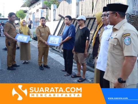 Tasming Hamid Serahkan Bantuan Tunai kepada Korban Kebakaran, Wujud Kepedulian Pemkot Parepare
