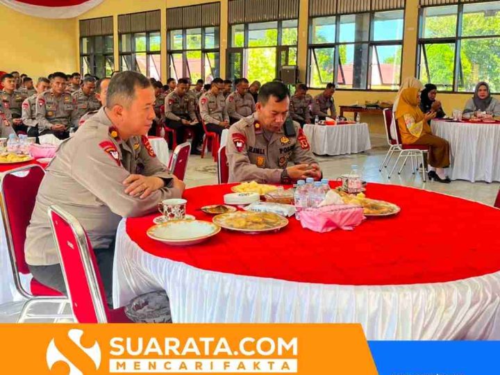 Rasa Syukur atas Kenaikan Pangkat, Personel Batalyon B Pelopor Nikmati Kebersamaan Lewat Nobar Piala Dunia