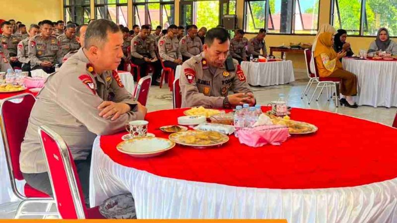Rasa Syukur atas Kenaikan Pangkat, Personel Batalyon B Pelopor Nikmati Kebersamaan Lewat Nobar Piala Dunia