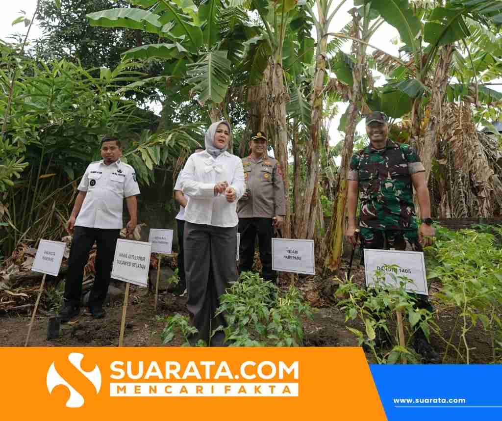 Kapolres Parepare Dukung Penurunan Stunting, Tanam Bibit Cabai Bersama Wagub Sulsel di Lumpue