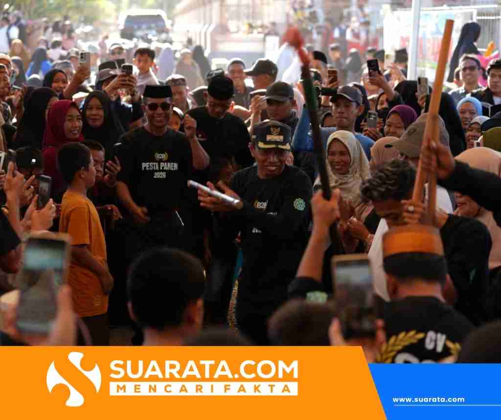 Bupati Syaharuddin Alrif Hadiri Mappadendang di Lise, Tegaskan Budaya dan Pertanian Berjalan Seiring